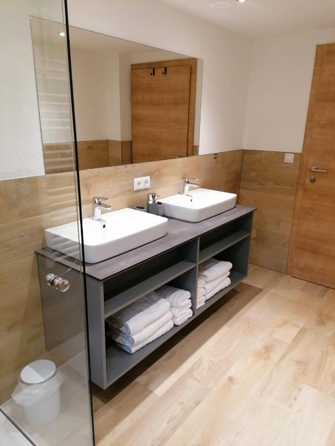 Apartamento Haus Schloegl Pfunds Exterior foto